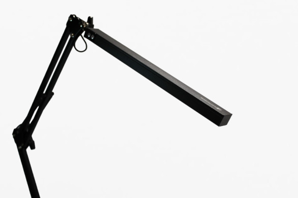 LED светильник на струбцине FocusPro 11Вт, черный